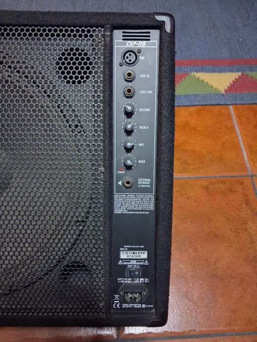 Laney CXP-115 Monitor de palco ativo