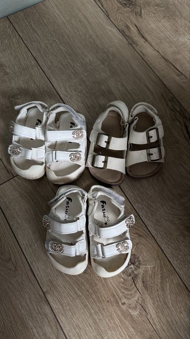 Сандалі на літо 15,16 розмір