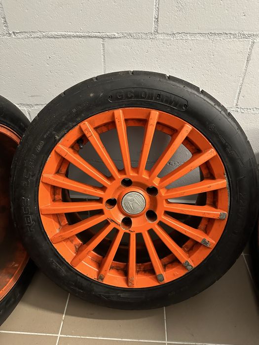 Felgi pomarańczowe R17 5x114,3