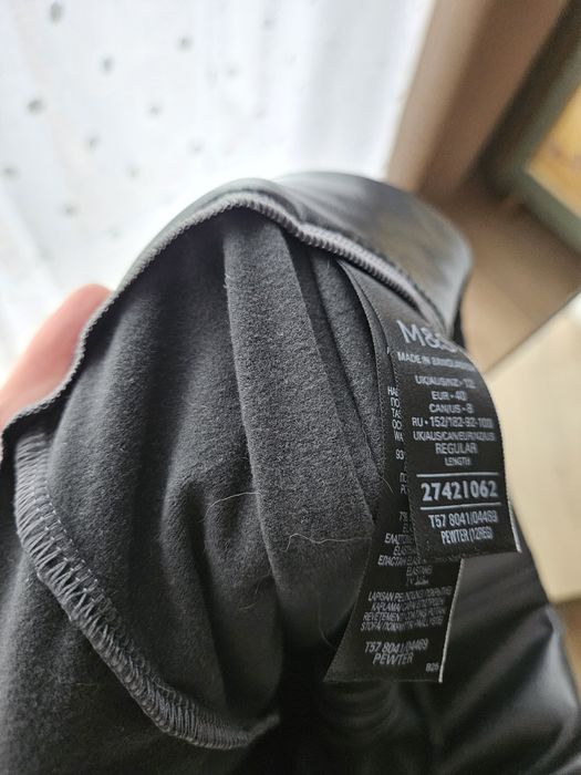 Dopasowane Legginsy Prosta Nogawka Skóra Ekologiczna M&S 40