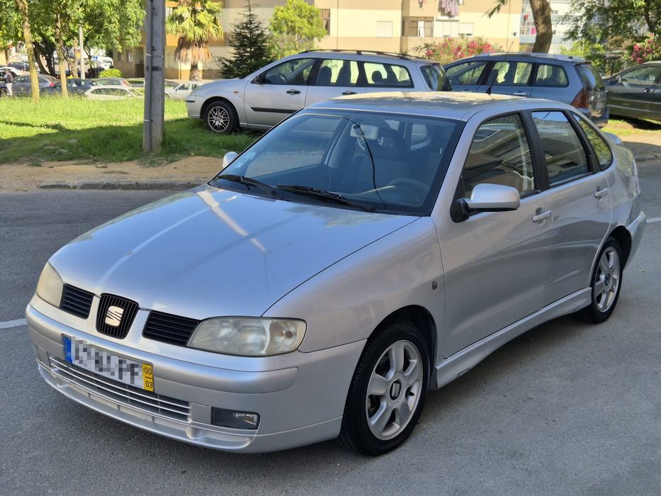 Seat Cordoba 6k in good condition.