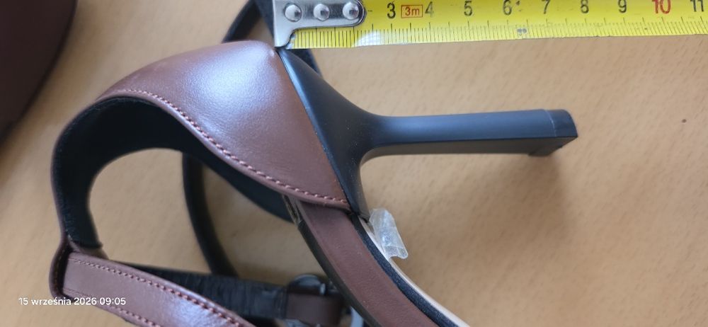 Buty na obcasie 37