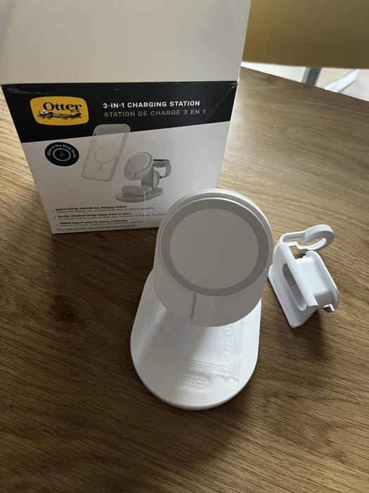 Podstawka ładująca 3 w 1 OtterBox