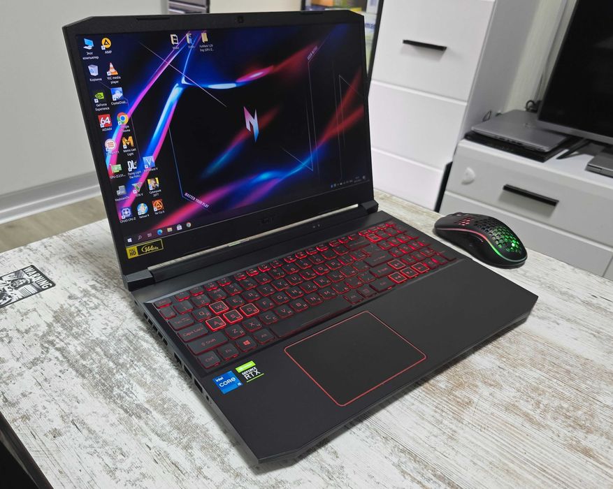 Ультрагеймерский Acer Nitro 144Гц (Core i5 11-Gen/RTX 3050/16GB/SSD 512GB) отличное состояние!