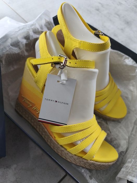 Sandały damskie Tommy Hilfiger 39
