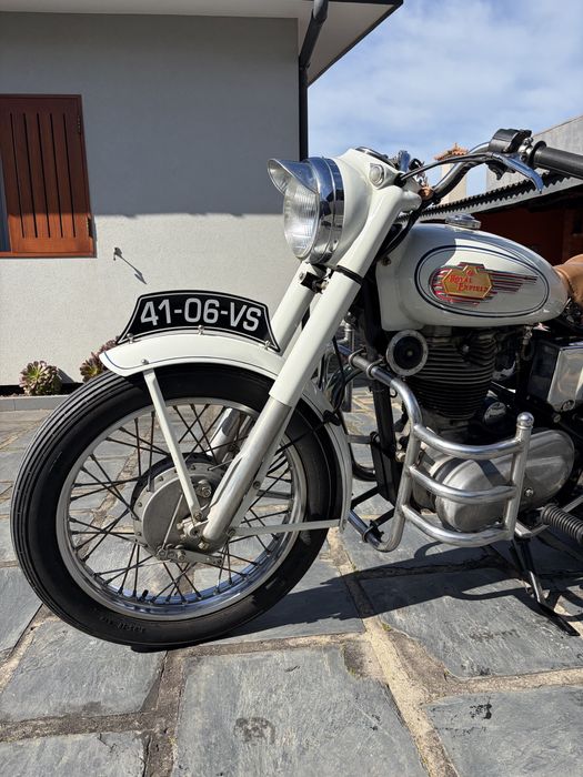 Royal Einfield Bullet 500