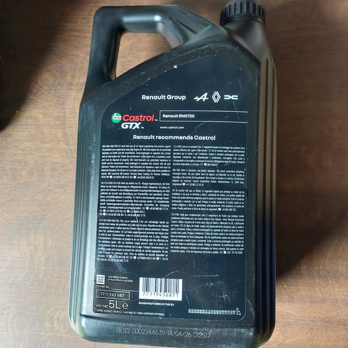 Моторна олива Castrol GTX RN-Spec RN720 5w-30