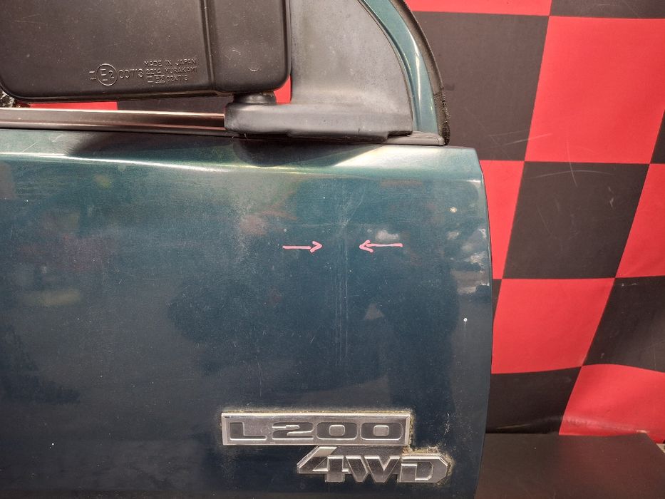 Porta frente direita MITSUBISHI L 200 Pick Up (K0_T, K1_T, K2_T, K3_T)
