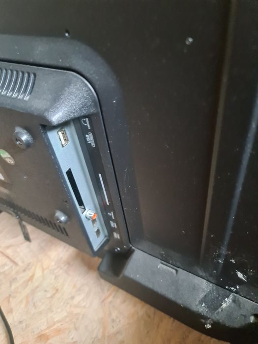 Telewizor 31 cali LCD polecam