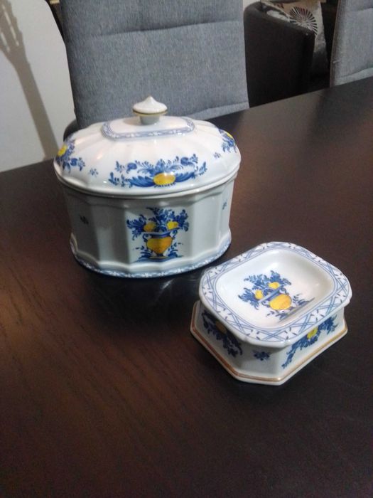 Vendo duas peças finíssimas de Vista Alegre/Viana