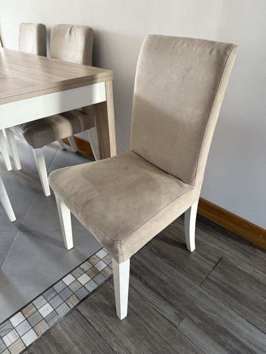 Mesa de jantar extensível