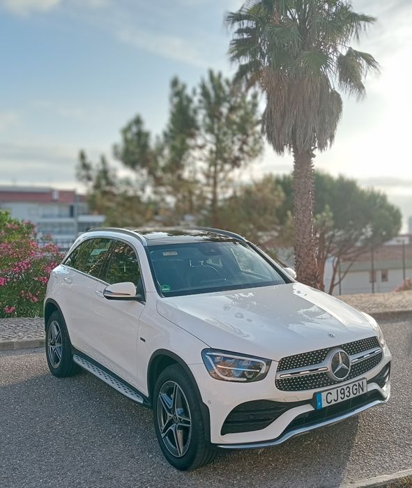 Mercedes-Benz GLC 300 — fotografia 2