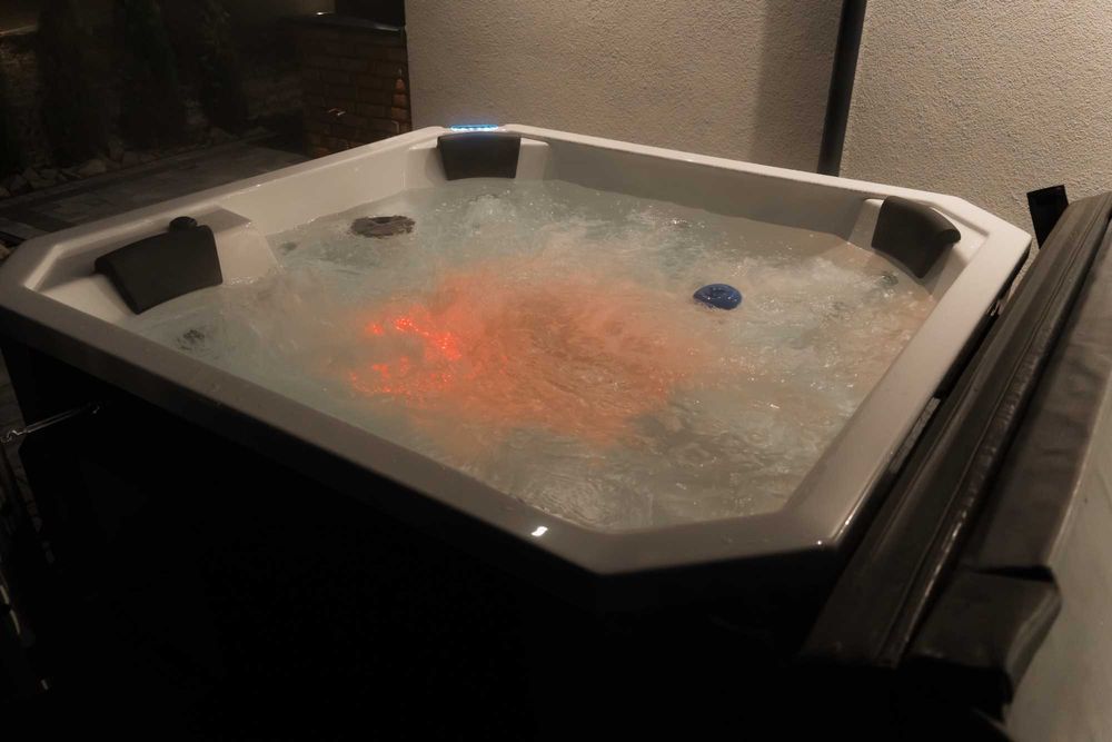 Luksusowe Domki z Jacuzzi do wynajęcia - FERIE ZIMOWE, 6 osobowe