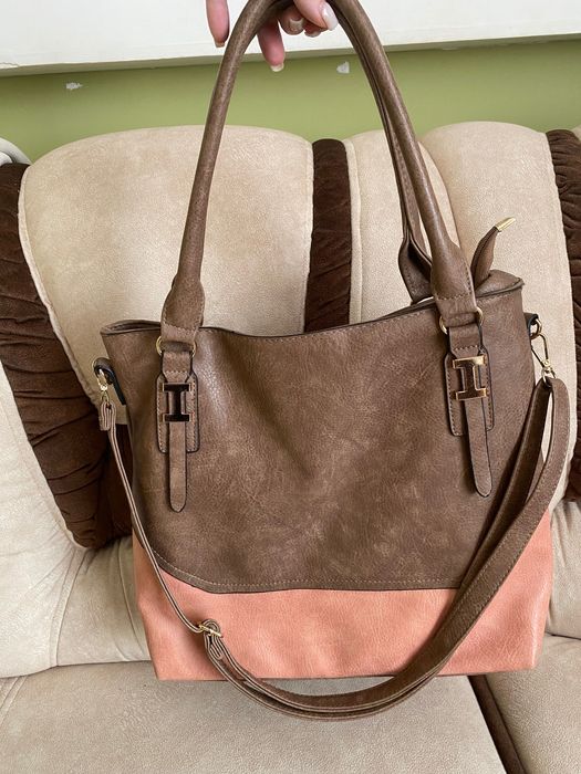 Жіноча сумка новенька