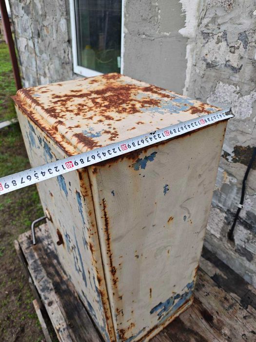 Продам сеїф, електро шафу