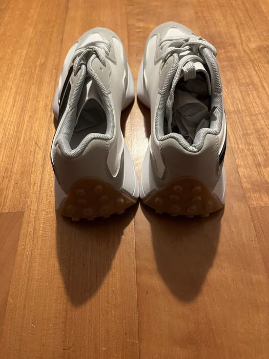 Tenis 41 novos com etiqueta