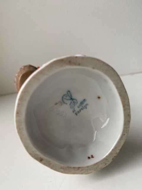 Порцелянові статуетки Volkstedt Німеччина . Фарфоровая статуэтка.