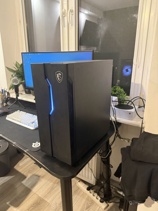 Komputer stacjonarny windows 10