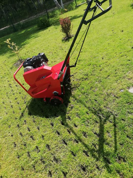 Aerator rurkowy,,wertykulator, koszenie trawników,walec.
