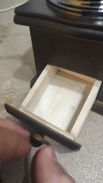 Продмам кофемолку