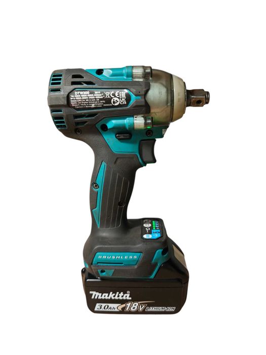 Klucz udarowy Makita DTW300 + aku 3.0Ah + ładowarka Makita