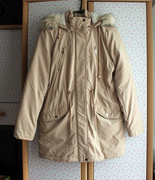 jasnoróżowa beżowa kurtka ocieplana zimowa parka Tally Wejil