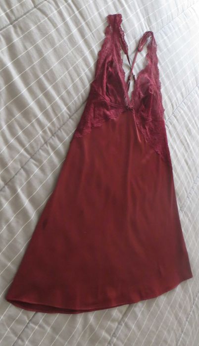 Camisa noite, alças cruzam a trás, peito renda - Tam- M/S - Como Nova
