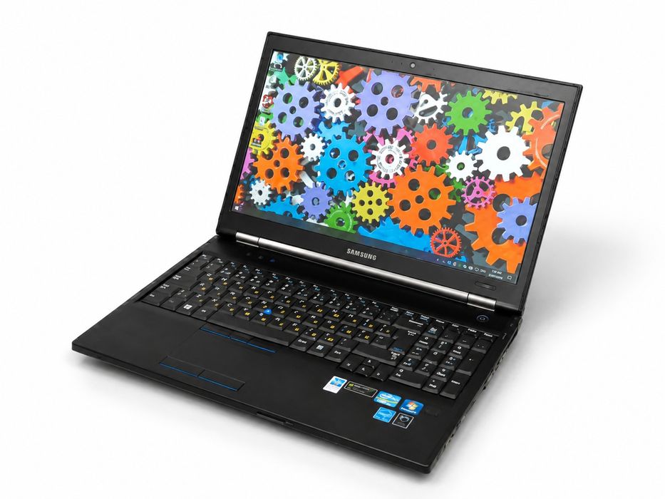 Игровой  ноутбук Samsung 400b  (Core i5/ 8Gb/750Gb/video 2Gb)