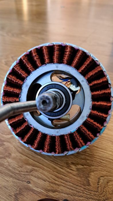 Перемотка моторів коліс для електротранспорту.