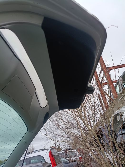Mercedes w 203 coupe klapa bagażnika