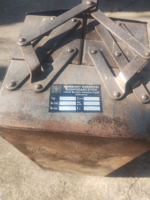 Skrzynka metalowa