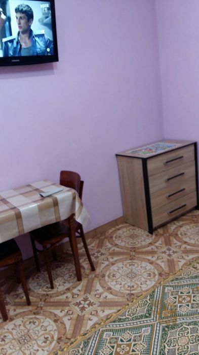 Подобово, центр, в р-ні "Сільпо", документи, затишне розташування.