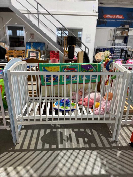 Berço Infantil - Venda de Garagem LIPOR