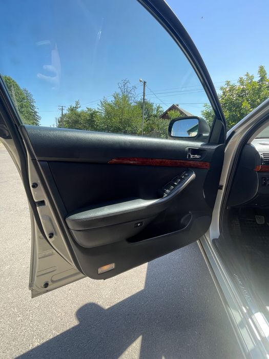 Toyota Avensis т 25, 2,2