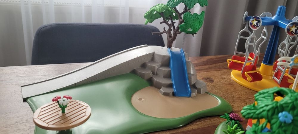 Playmobile Plac Zabaw zabawka dla dziecka. Stan bardzo dobry
