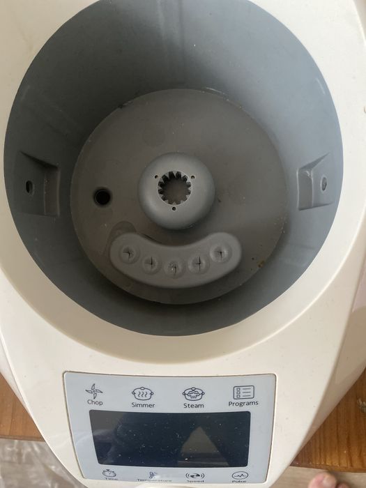 Многофункциональный кухонный робот пароварка  Compact Cook Elite