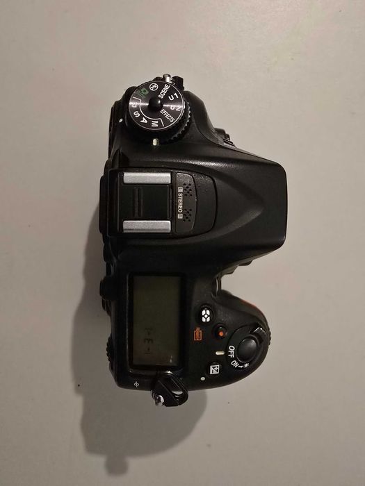 Nikon D7100 + Nikon AFS DX 18-55mm F/3.5-5.6G