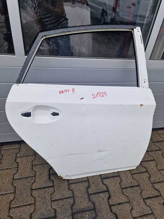 Toyota Prius III 3 Drzwi Tył Prawe