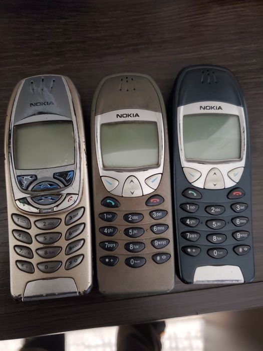 Продам телефони.62,10.