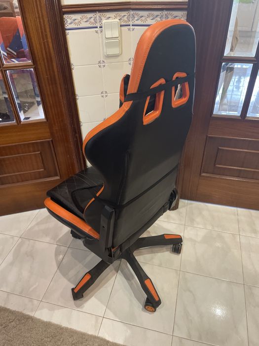 Cadeira gaming laranja