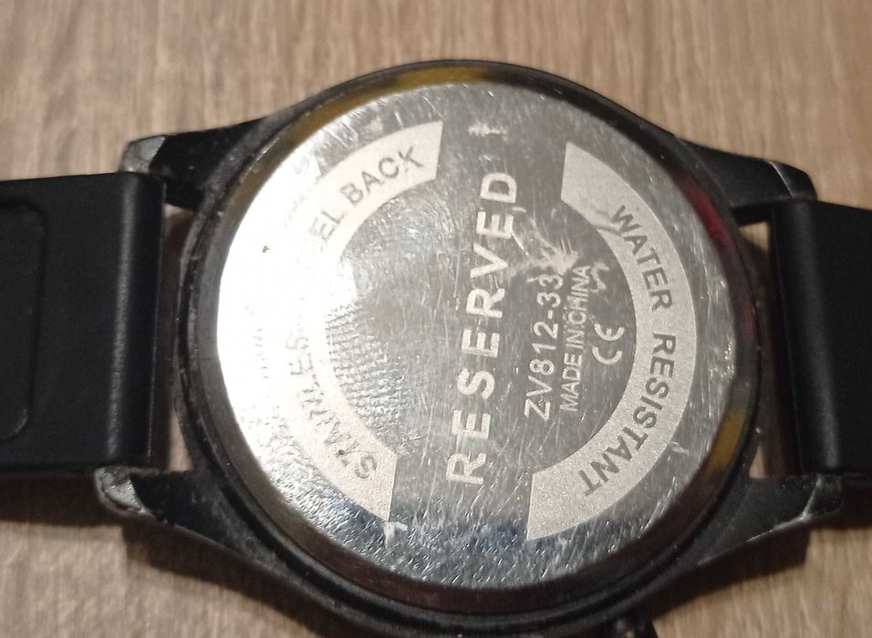 Duży męski zygarek RESERVED ZV812-33X