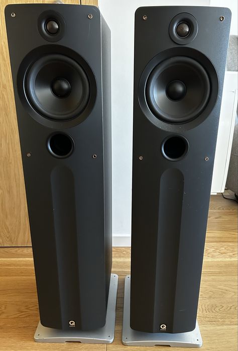 Colunas Q Acoustics Modelo 1030