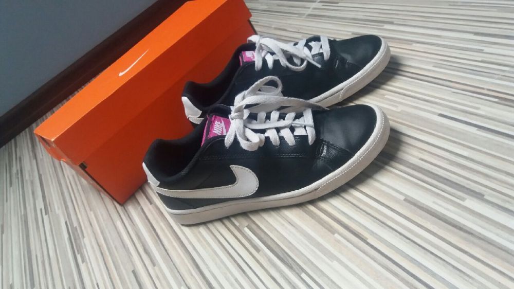 Adidasy skóra NIKE rozm. 38,5cm