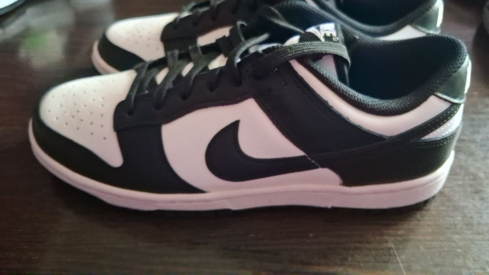 Кросівки  Nike   100% Оригінал  37,5,38,39,40,42,5р