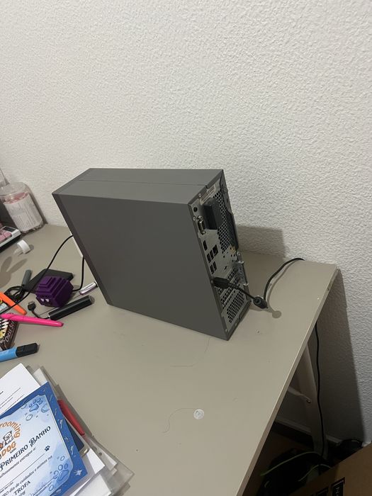 Vendo Mini Torre como ***NOVA***
