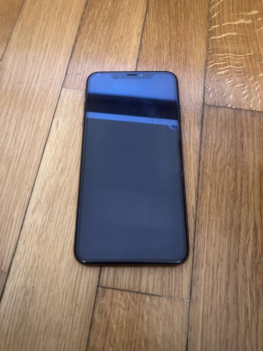 Iphone xs max dourado