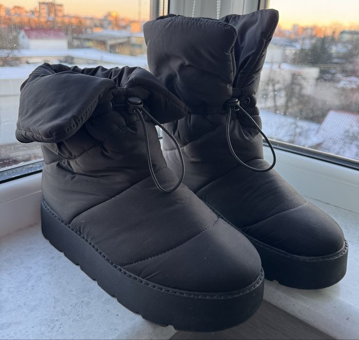 Чоботи дутіки Pull and Bear, розмір 40