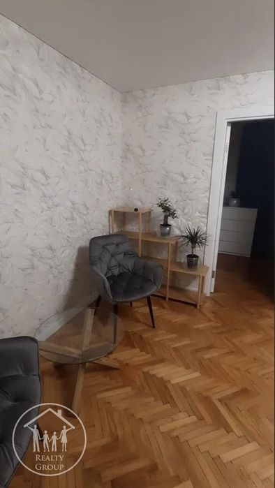 Довгострокова оренда 2-кімнатної квартири центр