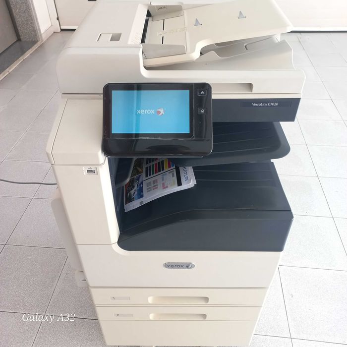 Multifunções xerox c7020-A cores