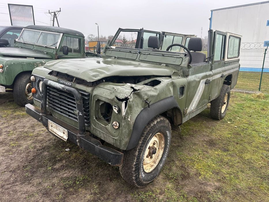 Land Rover Defender